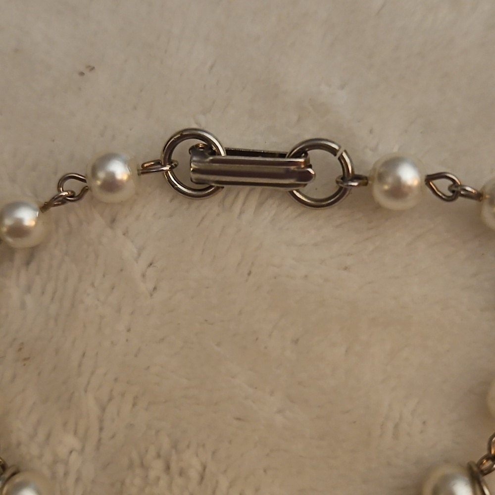 Vintage Faux Pearl Washington DC Buildings Souvenir Travel Charm Bracelet - Picture 6 of 7